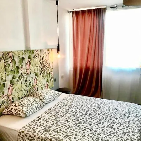 Lux Lovely 3 Bedroom Duplex With Solarium In Centre Of Playa Americas Arona (Tenerife)