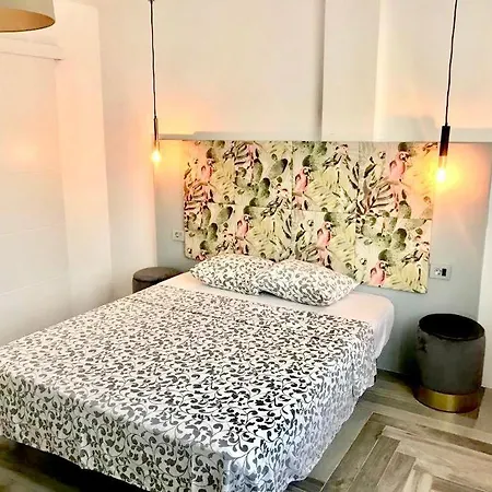 Apartment Lux Lovely 3 Bedroom Duplex With Solarium In Centre Of Playa Americas
