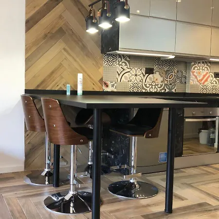 Lux Lovely 3 Bedroom Duplex With Solarium In Centre Of Playa Americas ארונה